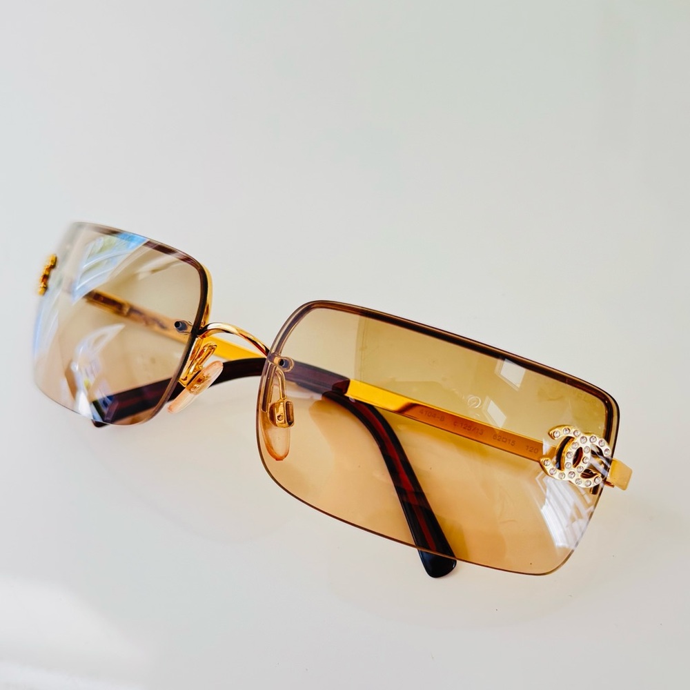 LIKE NEW✨ CHANEL RARE RIMLESS 4104-B Swarovski gold brown sunglasses - Picture 3 of 15